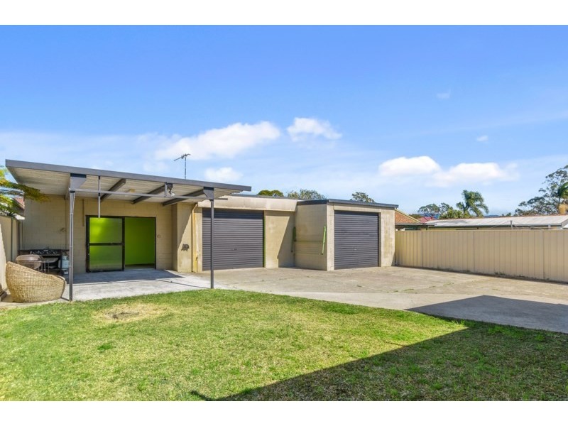 16 Orchid Avenue, Albion Park Rail NSW 2527