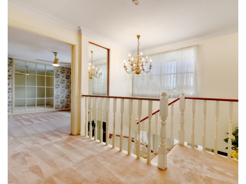 2 Windsor Crescent, Brownsville NSW 2530