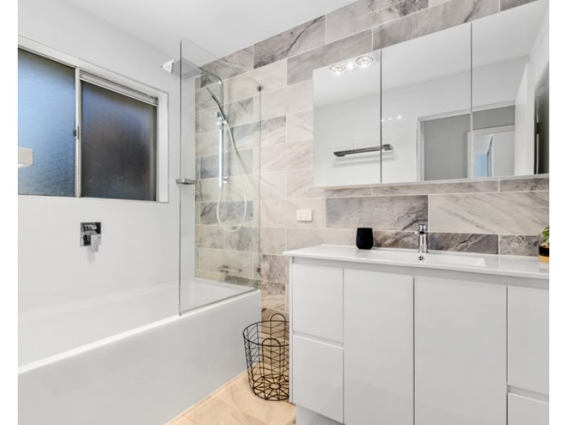 7 Blackbutt Way, Barrack Heights NSW 2528