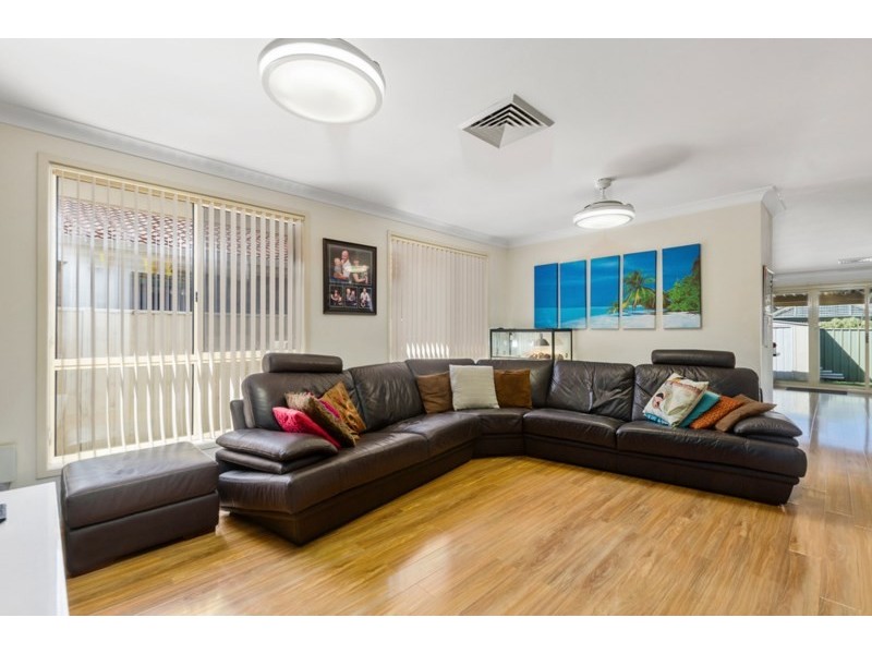 57 Sunnybank Crescent, Horsley NSW 2530