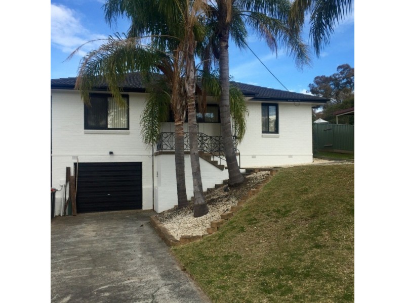 7 Weemala Crescent, Koonawarra NSW 2530