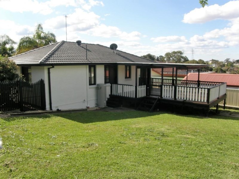 7 Weemala Crescent, Koonawarra NSW 2530