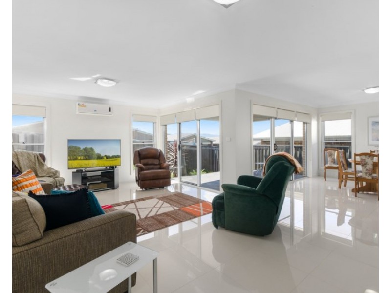 7/102 Kanahooka Road, Kanahooka NSW 2530