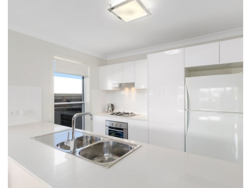 7/102 Kanahooka Road, Kanahooka NSW 2530