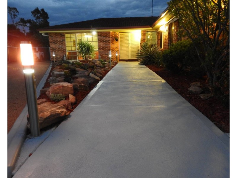 17 Bovard Court, Horsley NSW 2530