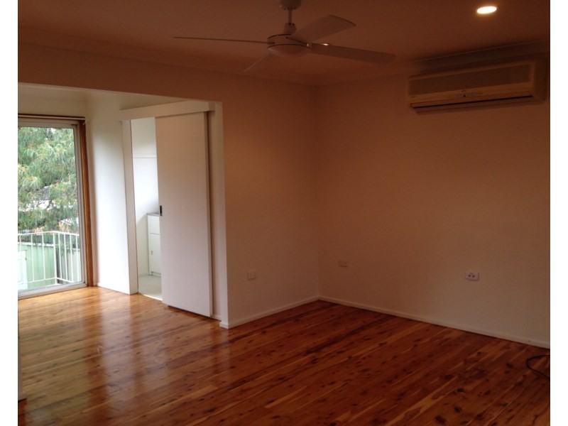 9 Deeson Place, Dapto NSW 2530