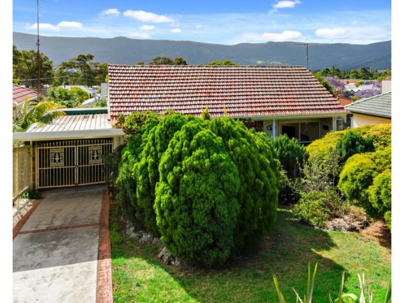 10 Kent Road, Dapto NSW 2530
