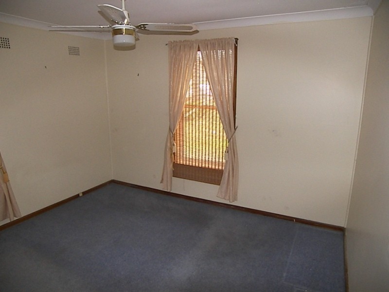 12 Byamee Street, Dapto NSW 2530