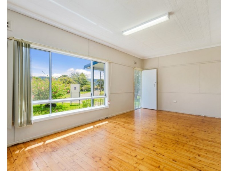 4 Heininger Street, Dapto NSW 2530