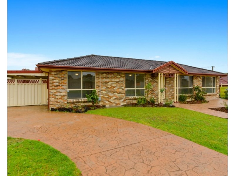 4 Julianne Street, Dapto NSW 2530