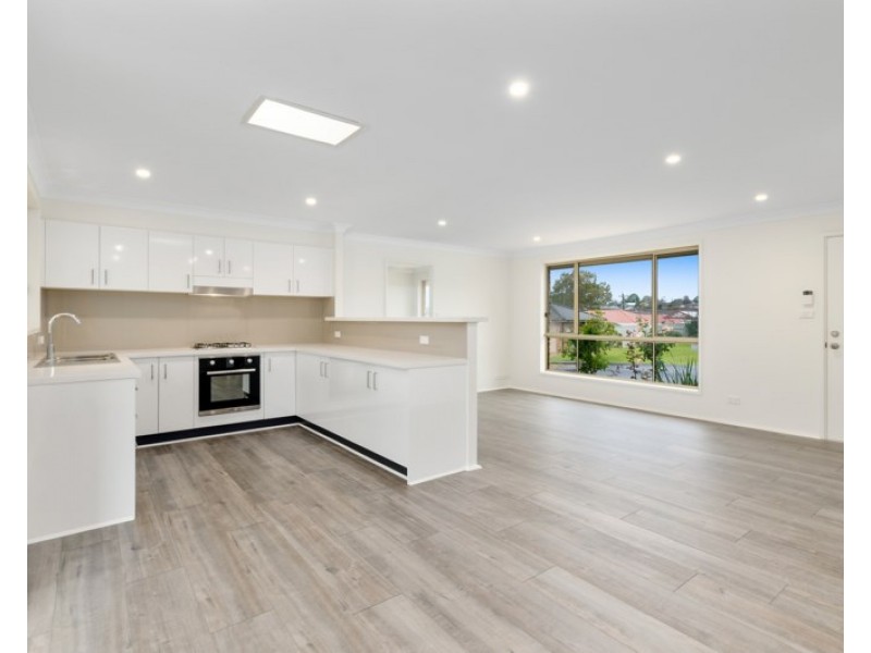 4 Julianne Street, Dapto NSW 2530