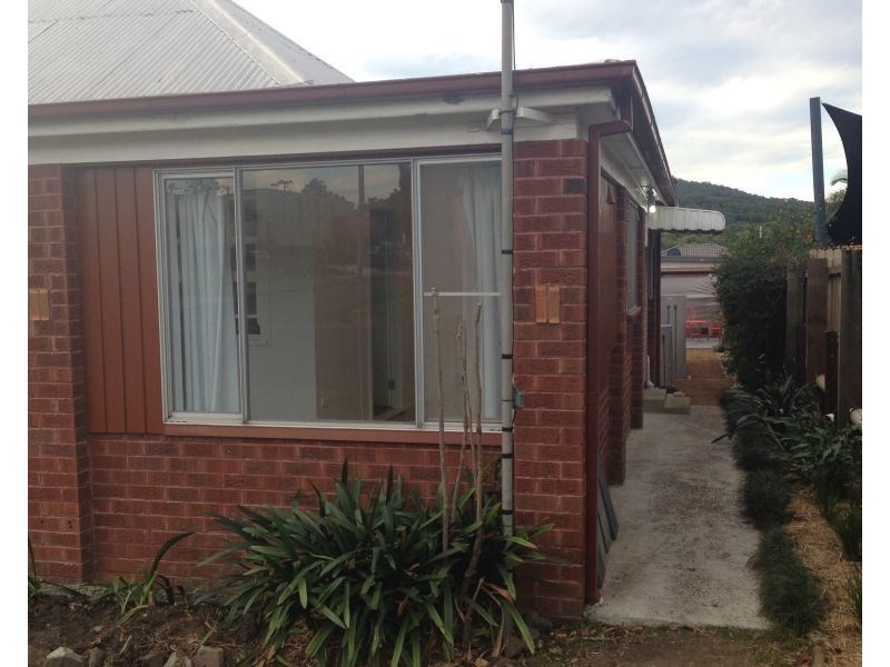 34a Farrell Street, Balgownie NSW 2519