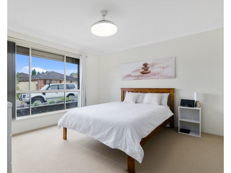 6 McLeod Place, Horsley NSW 2530