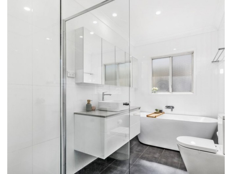 69 Robert Street, Dapto NSW 2530