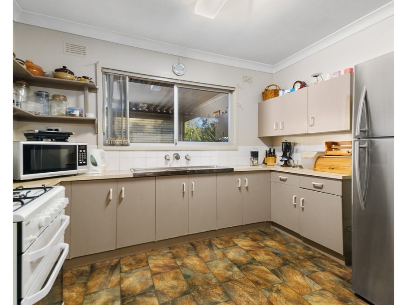 132 Edgeworth Avenue, Kanahooka NSW 2530