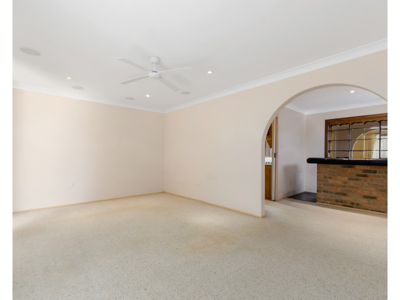 2 Lobelia Street, Albion Park Rail NSW 2527