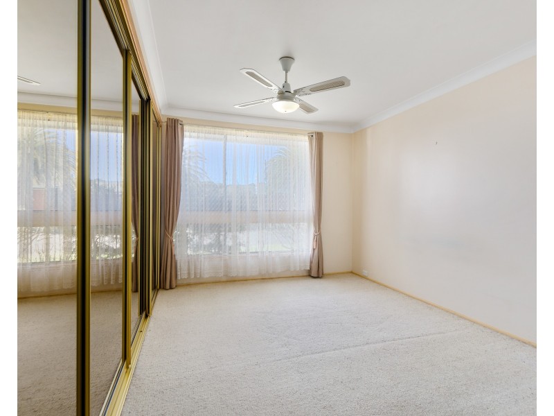 2 Lobelia Street, Albion Park Rail NSW 2527