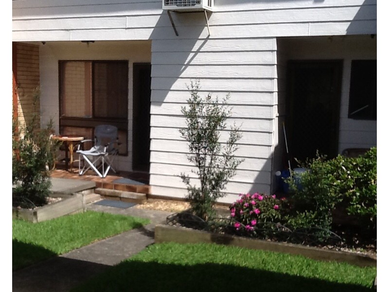 6/394 Princes Highway, Dapto NSW 2530