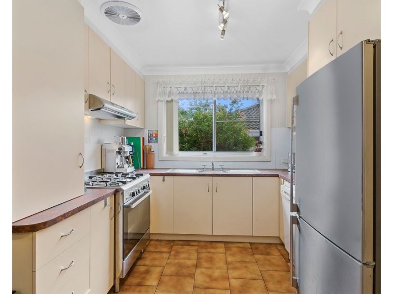 48 Burrell Crescent, Dapto NSW 2530