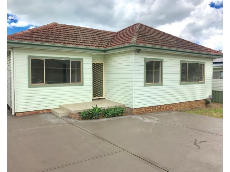 37 Mulda Street, Dapto NSW 2530