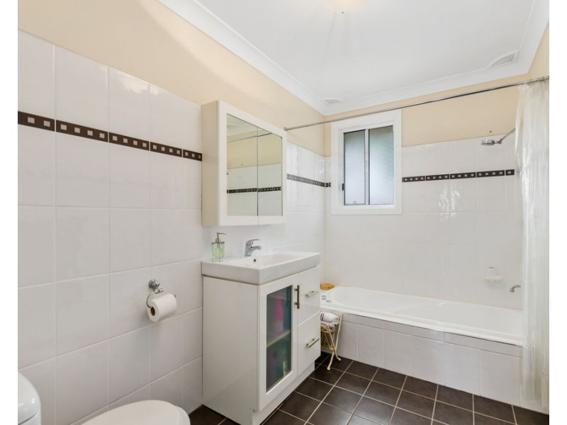 40 Avondale Road, Dapto NSW 2530