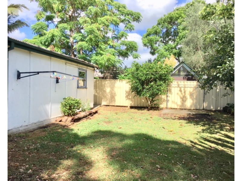 7 Bambil Crescent, Dapto NSW 2530