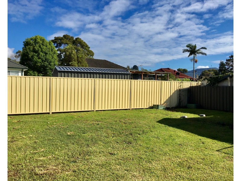 8 Lakelands Drive, Dapto NSW 2530