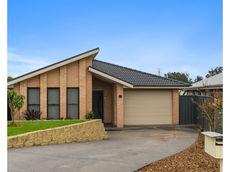 19 Saltwater Circuit, Kanahooka NSW 2530