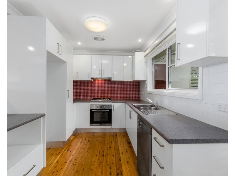 38 Blakemore Avenue, Kanahooka NSW 2530