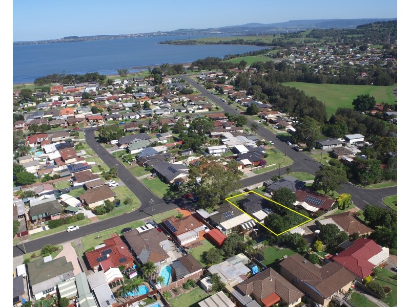 38 Blakemore Avenue, Kanahooka NSW 2530
