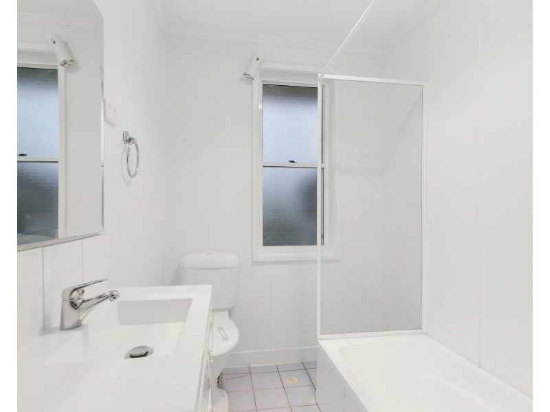 31 Bambil Crescent, Dapto NSW 2530