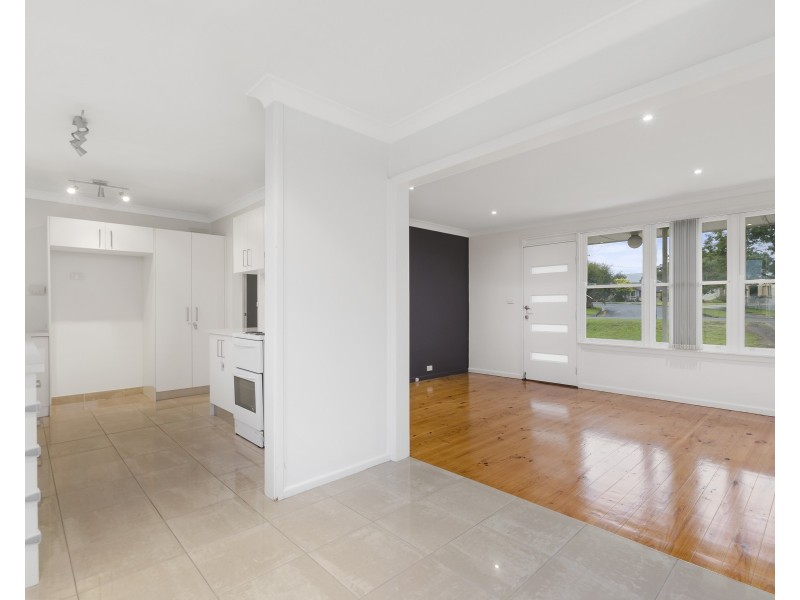 31 Bambil Crescent, Dapto NSW 2530