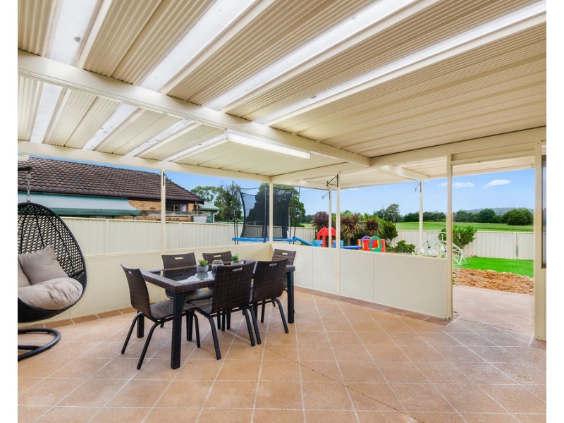 25 Sierra Drive, Horsley NSW 2530