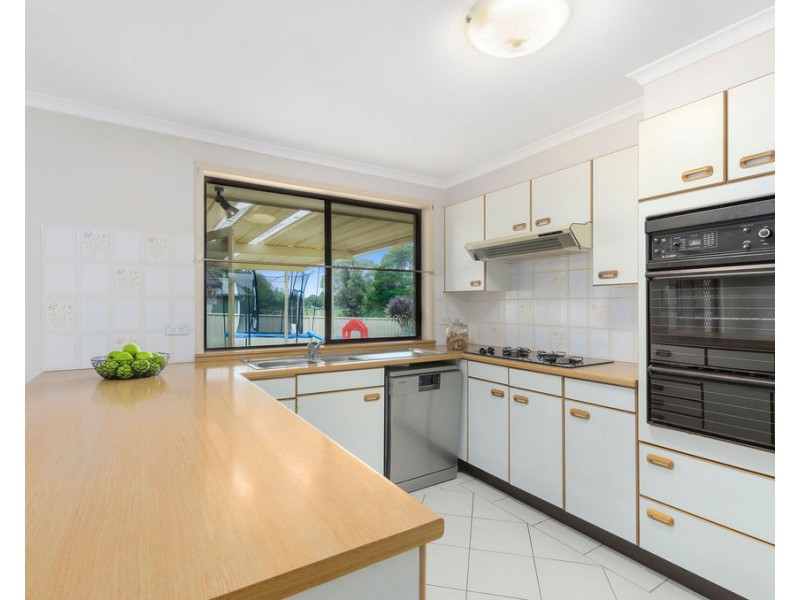 25 Sierra Drive, Horsley NSW 2530