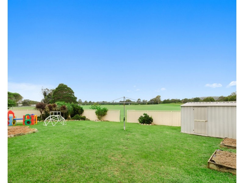 25 Sierra Drive, Horsley NSW 2530