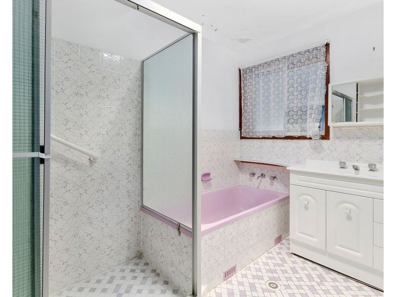 7 Bannister Street, Dapto NSW 2530