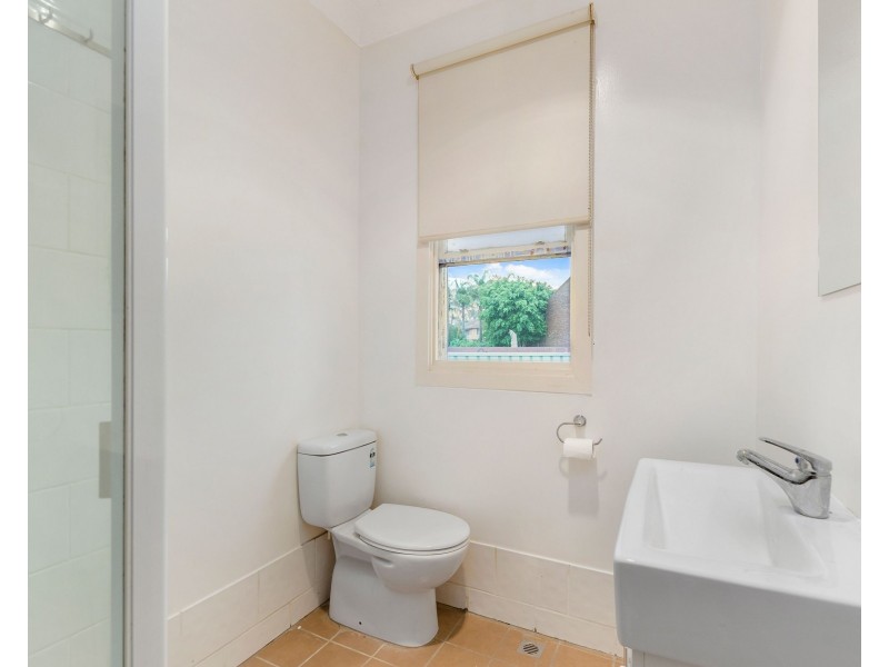 156 Princes Highway, Unanderra NSW 2526