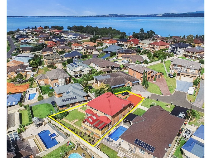 11 Theatre Terrace, Kanahooka NSW 2530