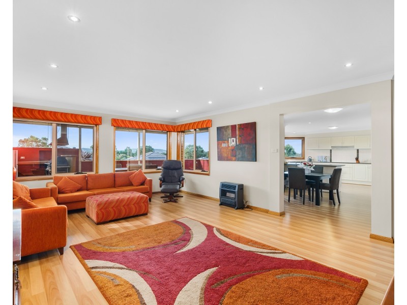 11 Theatre Terrace, Kanahooka NSW 2530