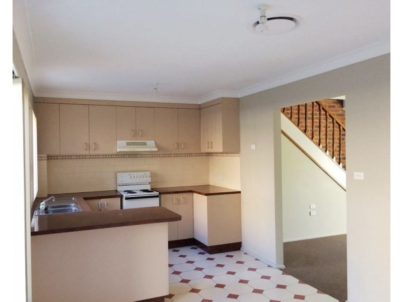 2/22 Bateman Avenue, Albion Park Rail NSW 2527