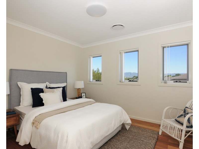 2/40 Gerongar Crescent, Haywards Bay NSW 2530