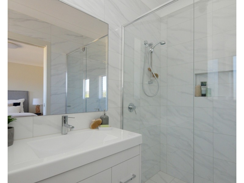 2/40 Gerongar Crescent, Haywards Bay NSW 2530