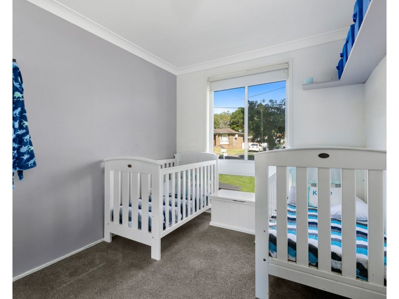 31 Polock Crescent, Albion Park NSW 2527