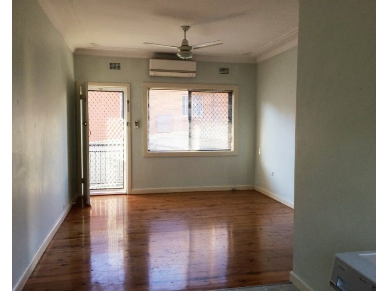 1/8 Armstrong Street, West Wollongong NSW 2500