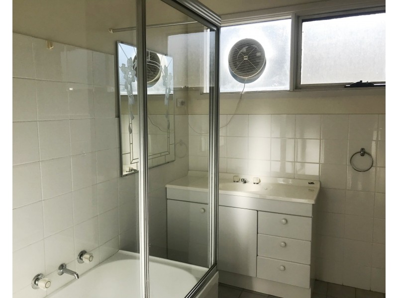 110 Edgeworth Avenue, Kanahooka NSW 2530