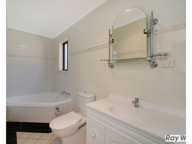 7/15 Woodlawn Avenue, Mangerton NSW 2500