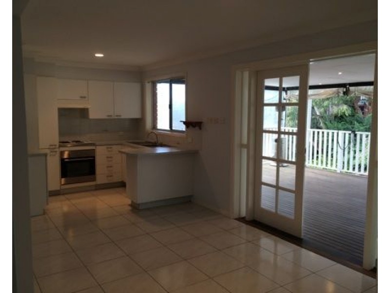 183 Waples Road, Farmborough Heights NSW 2526