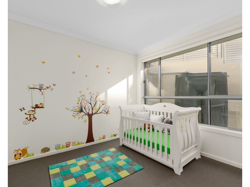 2/44 Cummins Street, Unanderra NSW 2526