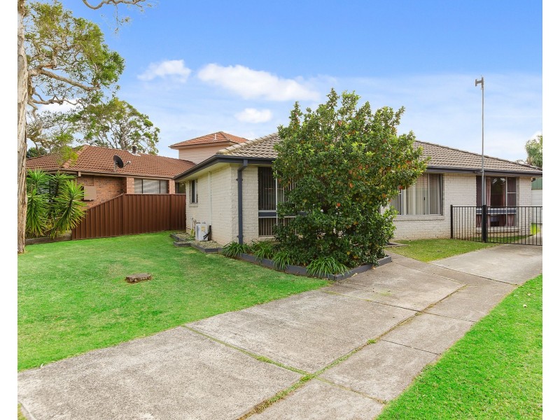 6 Greenbrook Place, Horsley NSW 2530