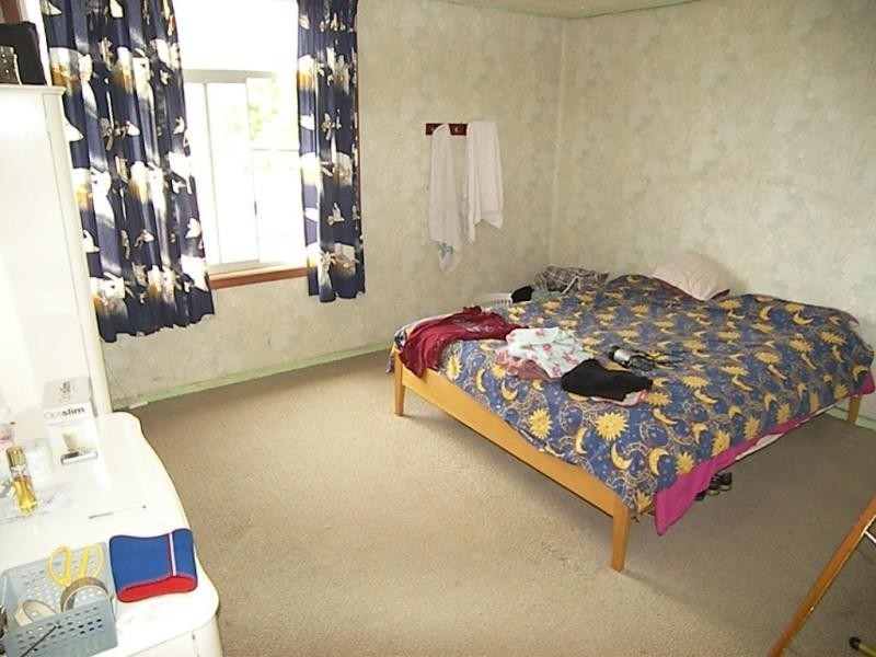 4 Barellan Avenue, Dapto NSW 2530